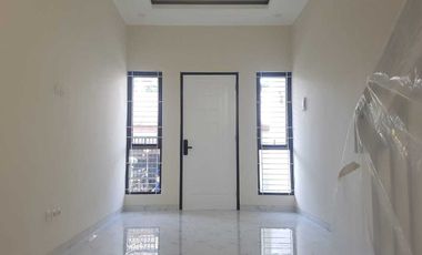 Rumah Siap Huni Bekasi, 2 Lantai Dekat Harapan Indah