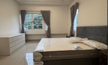 Disewakan Rumah Siap Huni Cluster De Maja di De Park  bsd