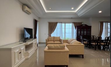 Disewakan Rumah Siap Huni Cluster De Maja di De Park  bsd