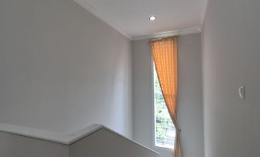 Disewakan Cepat RUMAH DI ALAM SUTERA  CLUSTER ONYX