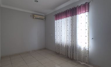 Disewakan Cepat RUMAH DI ALAM SUTERA  CLUSTER ONYX