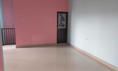 Jual Cepat, Rumah, Asri,SHM, Dekat ke Jalan Raya, Joglo, Jakarta Barat