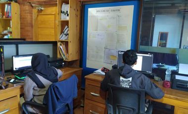 DIJUAL RUMAH SECOND 2 LANTAI – DEKAT STADION MAGUWOHARJO