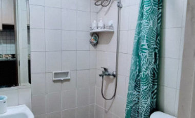 Dijual Atau Take Over Apartemen Signature Park Grande 1BR View Kolam