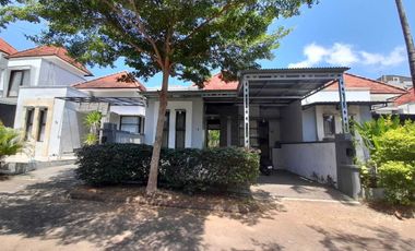 Simple house with and one gate sistem at Jimbaran