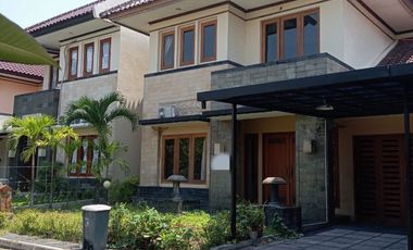 Rumah Furnish 2 Lantai Dalam Perum Lokasi Dekat Plaza Ambarukmo