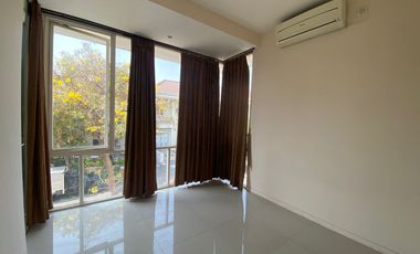 Sewa Rumah Royal Park Citraland Semi Furnish