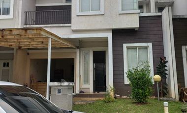 Dijual cepat rumah rapi siap huni di phg  Cluster Chalcedony Serpong