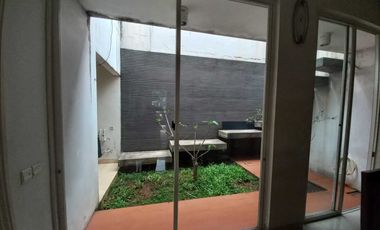 Dijual cepat rumah rapi siap huni di phg  Cluster Chalcedony Serpong