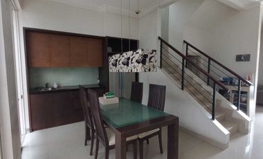 Dijual cepat rumah rapi siap huni di phg  Cluster Chalcedony Serpong