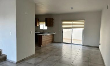 Casa en renta en Valparaíso, 3 recámaras 2.5 baños