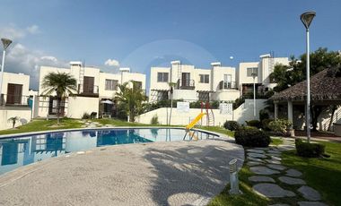 Casa en condominio en venta en Real Santa Fe