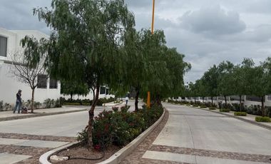 ESTRENA CASA AMPLIA EN RESIDENCIAL AL NORTE DE AGUASCALIENTES