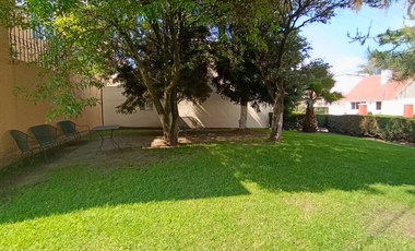 Casa remodelada en fraccionamiento privado | Lista para habitar en Toluca