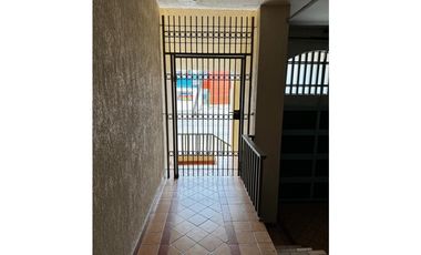 CASA EN VENTA EN AV. FLORES MAGON