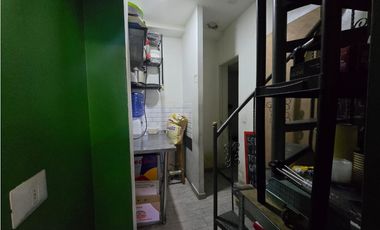 Venta Derecho de Llaves, Comida al paso, Providencia