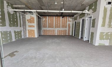 Arriendo  Local Comercial, Av La Dehesa, Lo Barnechea