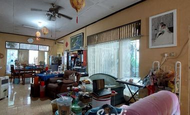 Rumah tepi Jalan Aspal daerah Karangwaru dekat UFO Elektronik