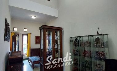 Rumah Homestay Luas 400 Meteran dekat SMAN 1 Yogyakarta