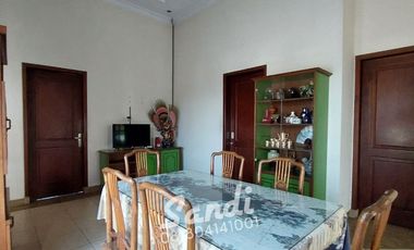 Rumah Homestay Luas 400 Meteran dekat SMAN 1 Yogyakarta