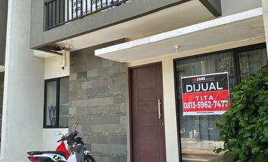 Dijual rumah siap huni tipe Calathea komplek The Pavillion