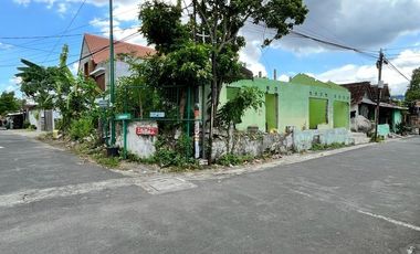 Tanah Premium Area Kota Kodya Wirobrajan Dekat dekat Alfamidi Super