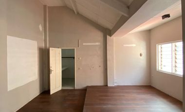 Disewakan Rumah Usaha Jl. Kampar Dekat Mayjend dan Diponegoro