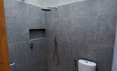 Villa Modern Mewah 2 Lantai dengan Kolam Renang di Ungasan