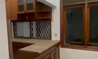 Disewa rumah baru renovasi Duren sawit Jakarta timur
