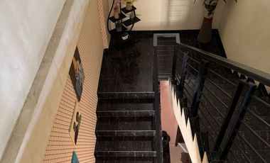 Dijual Rumah Luxury Tengah Kota