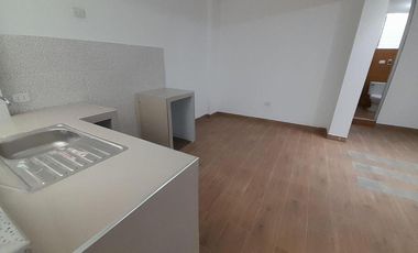 VENTA DE DEPARTAMENTO EN CAJAMARCA EN LARRY JHONSON 2DO PISO INTERIOR