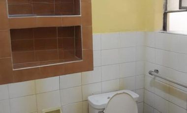 ¡AMPLIA CASA EN ALQUILER – IDEAL PARA NEGOCIOS O FAMILIA NUMEROSA!