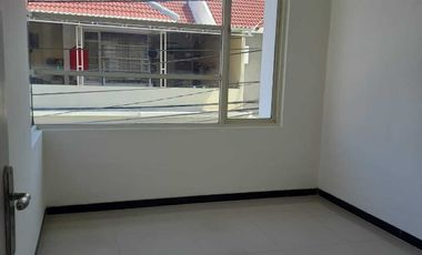 Dijual rumah lebar di Gedangan Puri Surya jaya Lokasi dekat tol waru