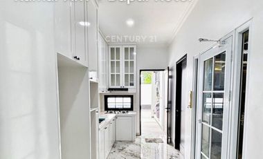 Rumah Baru Siap Huni Di Pejaten Barat FR16994