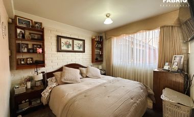 EN VENTA LINDA CASA ESQUINA 3 DORM +2 BAÑOS