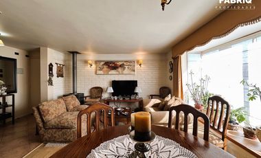 EN VENTA LINDA CASA ESQUINA 3 DORM +2 BAÑOS