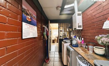 EN VENTA LINDA CASA ESQUINA 3 DORM +2 BAÑOS