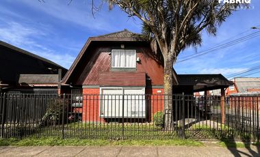 EN VENTA LINDA CASA ESQUINA 3 DORM +2 BAÑOS