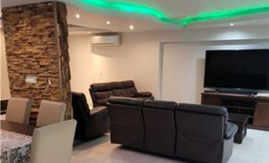 Se vende Apartamento en Plaza Edison,Ph Oceania