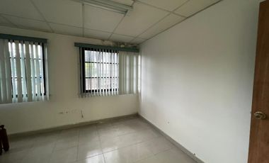 Se Alquila Oficina En Ancon