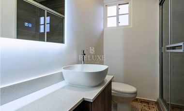 VENDO PH VILLA VALENCIA CASA DE ESQUINA, COSTA SUR (2)