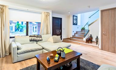 VENTA CASA REMODELADA EN PH VERSALLES 1, JUAN DIAZ (2)