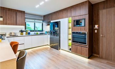 VENTA CASA REMODELADA EN PH VERSALLES 1, JUAN DIAZ (2)