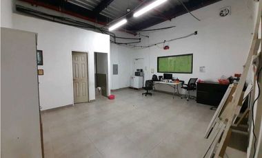 LOCAL COMERCIAL EN LLANO BONITO EDIFICIO  PRESTIGE STORAGE 478M2