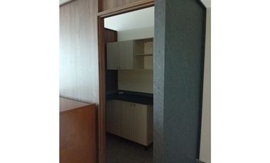 COSTA DEL ESTE / PENINSULA CENTER / 91M / 2 PARKING / SEMI MOBLADA