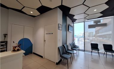 12 DE OCTUBRE / LIBERTY PLAZA / 202M / CONSULTORIO / PLANTA ALTA