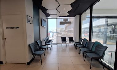 12 DE OCTUBRE / LIBERTY PLAZA / 202M / CONSULTORIO / PLANTA ALTA