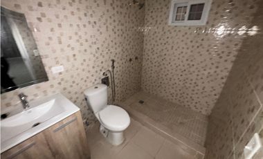 SAN ANTONIO / 250M / 3 HABITACIONES / 3 PARKING / TERRAZA / PATIO