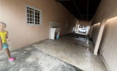 SAN ANTONIO / 250M / 3 HABITACIONES / 3 PARKING / TERRAZA / PATIO