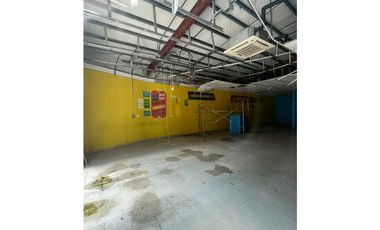 SAN FRANCISCO / 500M / 6 PARKING / FRENTE A VIA / PLANTA BAJA